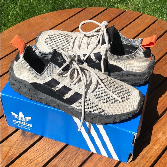 adidas continental running shoes